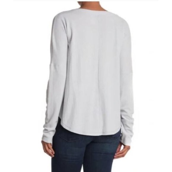 X by Gottex Womens Thermal Button Front Oversized Top in Platinum Small MSRP $66 - Picture 2 of 2